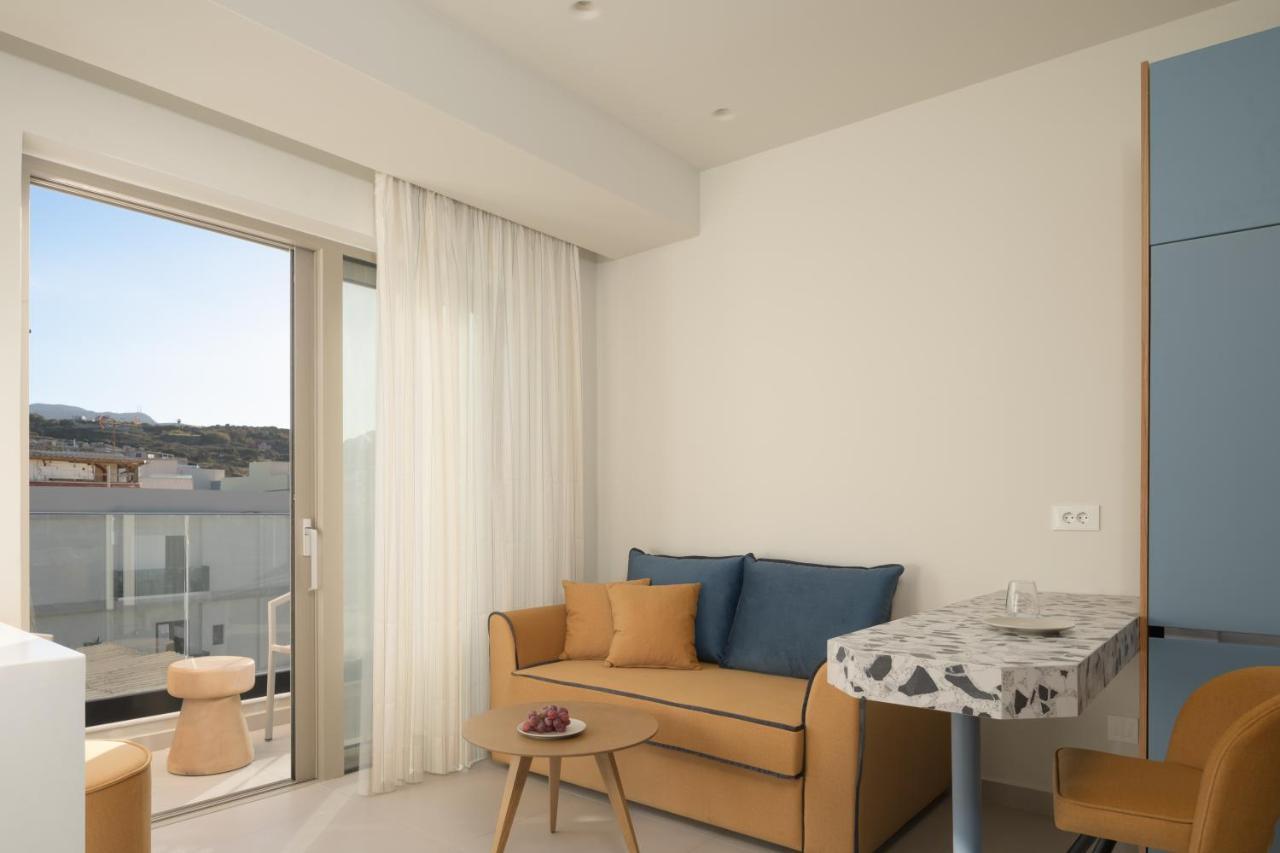 Matareva Suites Resmo Dış mekan fotoğraf